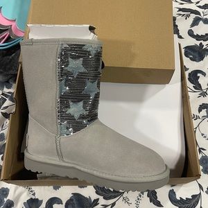 Ugg Classic Short Sequin Stars size 5